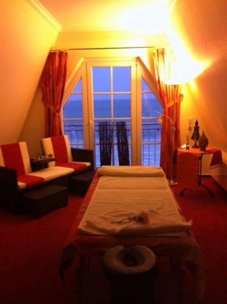 Strandhotel 4* Groemitz